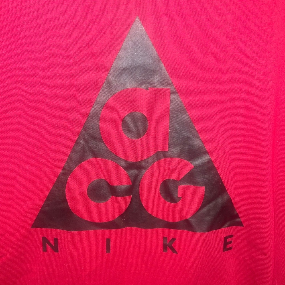 Nike ACG Mens XL Long Sleeve T-Shirt Red Loose Fit Cotton Graphic Logo Tee - Picture 6 of 9